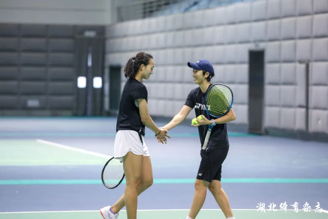 让他在比赛 让他在比赛